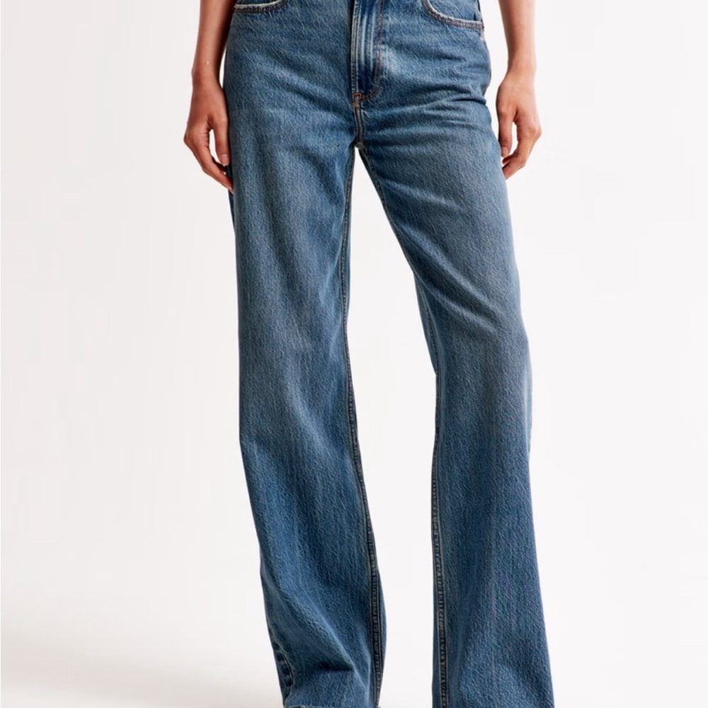 Abercrombie & Fitch Loose High Rise Curve Love 27 / 4
